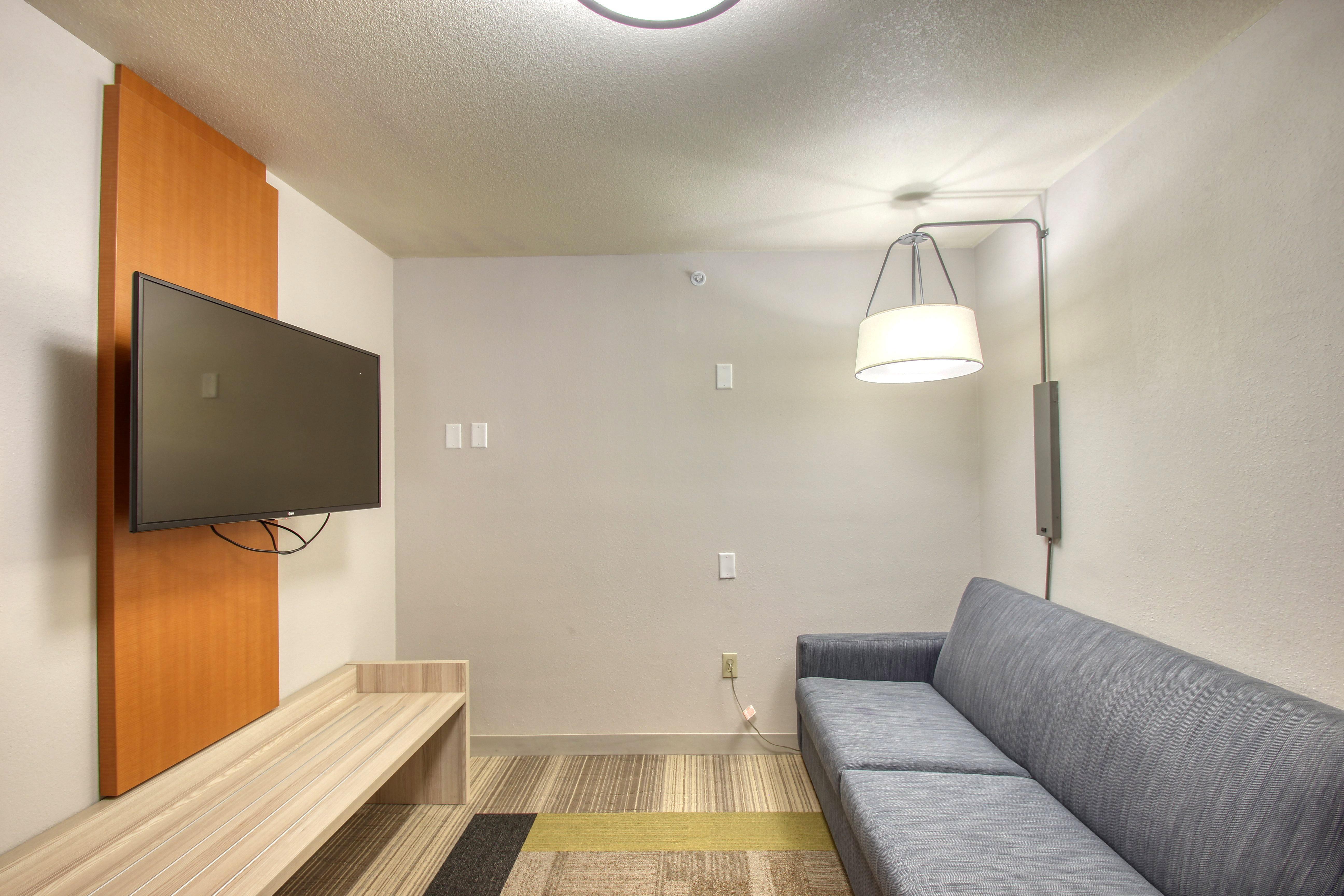 Holiday Inn Express Hotel & Suites Milwaukee Airport By Ihg Eksteriør billede