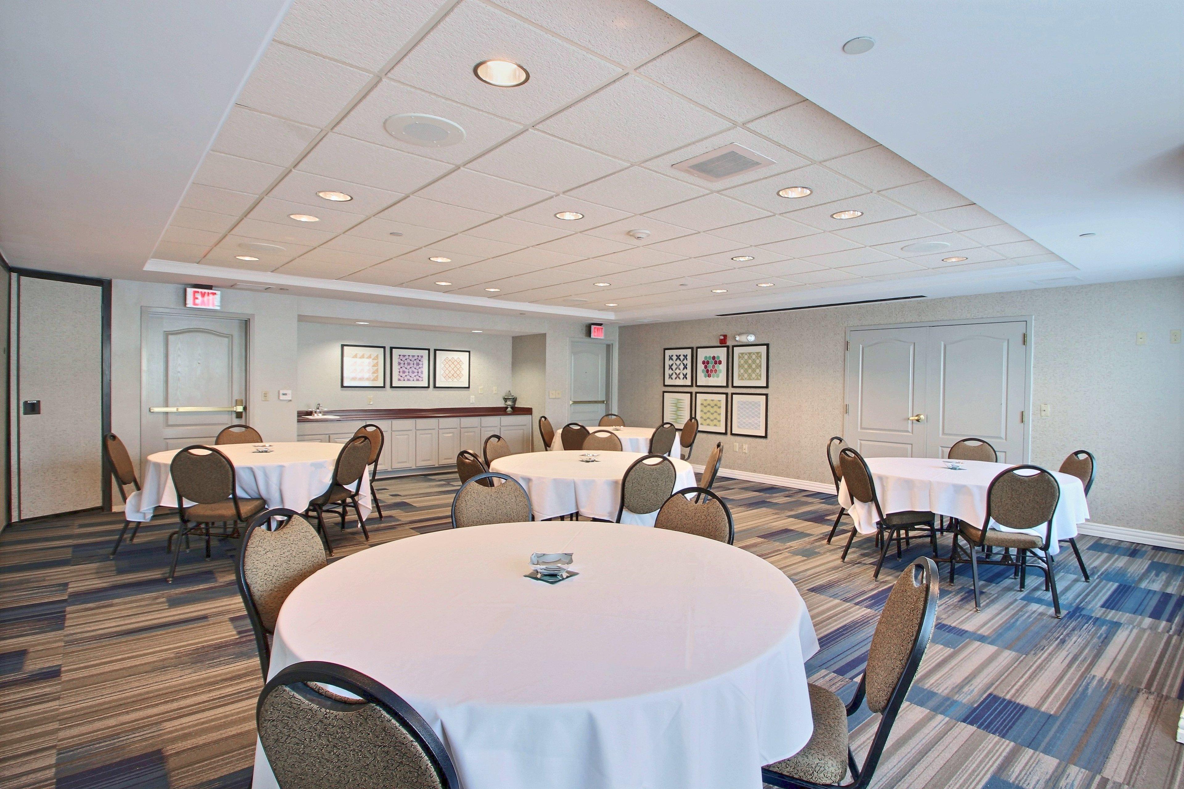 Holiday Inn Express Hotel & Suites Milwaukee Airport By Ihg Eksteriør billede
